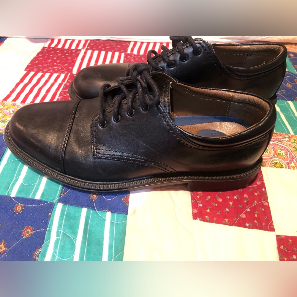 Men’s black dockers dress shoe size 9 1/2 M